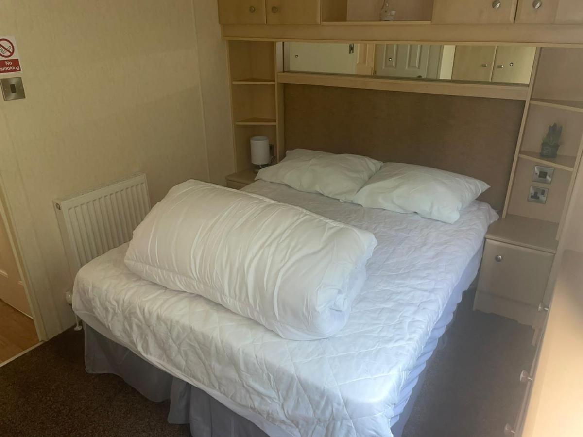 Remarkable 2-Bed Villa Caravan In Driffield Skipsea Luaran gambar