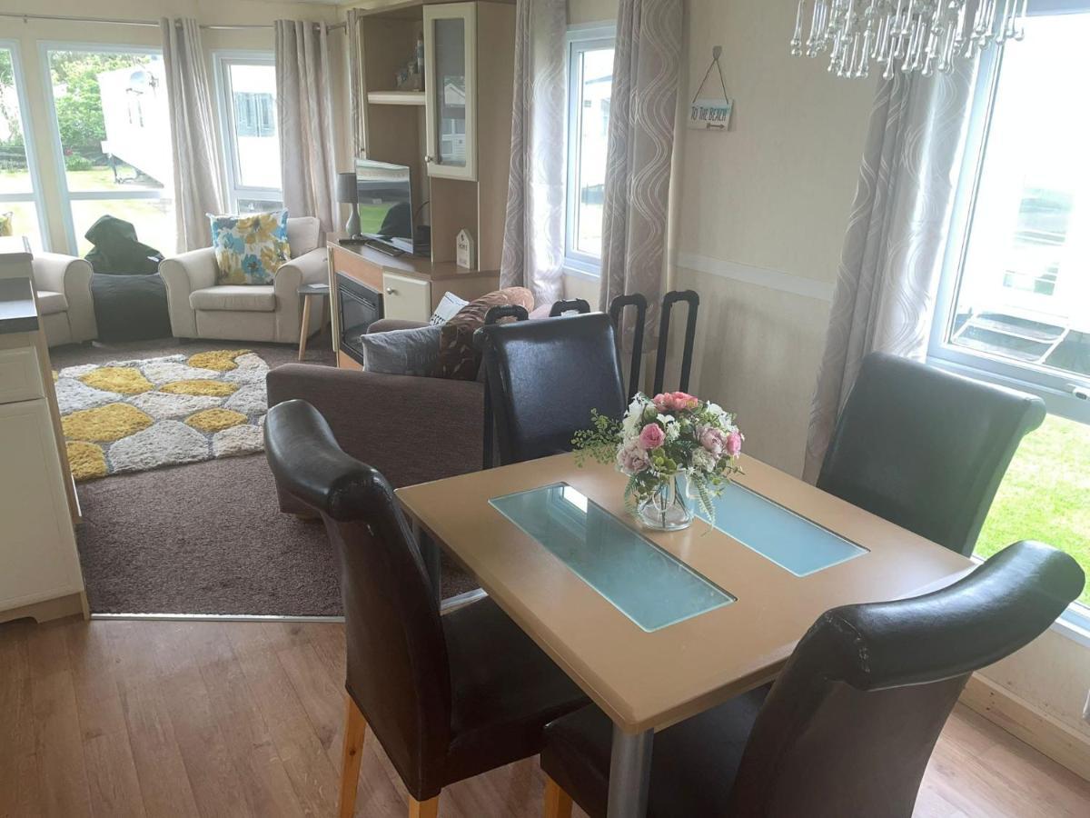 Remarkable 2-Bed Villa Caravan In Driffield Skipsea Luaran gambar