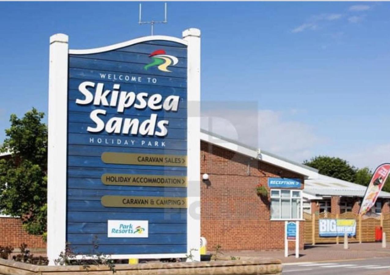 Remarkable 2-Bed Villa Caravan In Driffield Skipsea Luaran gambar